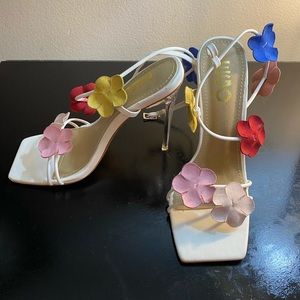 Multicolor floral heels